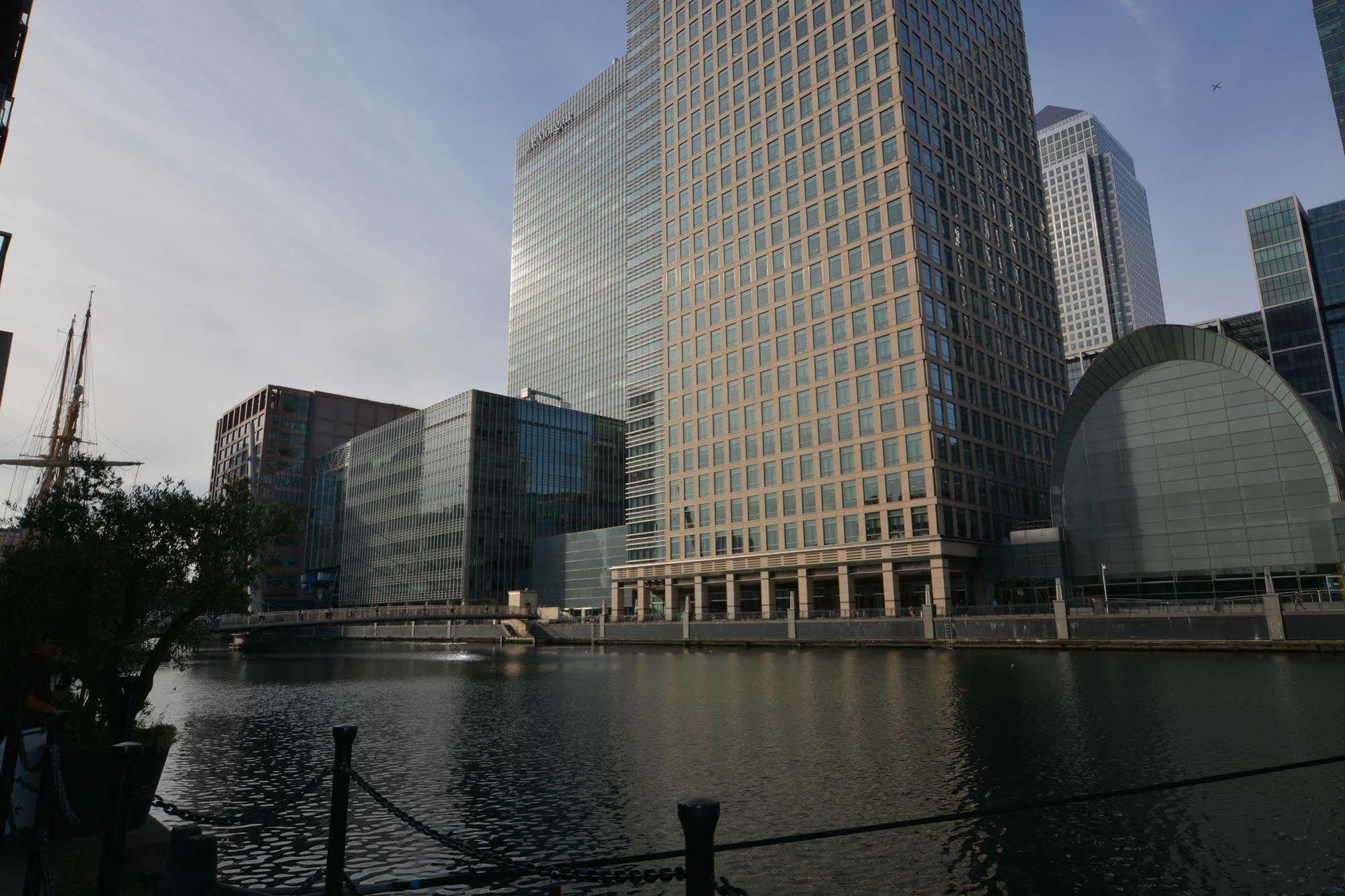 Zen Apartments - Canary Wharf Londra Dış mekan fotoğraf